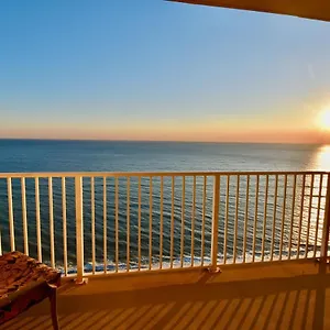 https://amazing-sunset-oceanfront-condo.panamacity-beachhotels.com