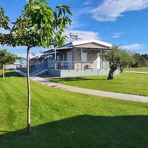 https://gerani-apartments.hotelschalkidiki.net